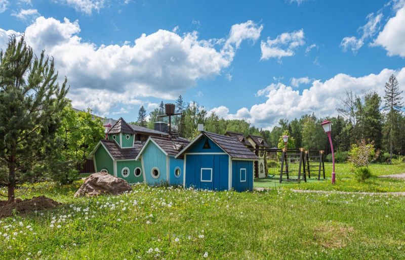 *Эко-отель "Cosmos Collection Изумрудный Лес"